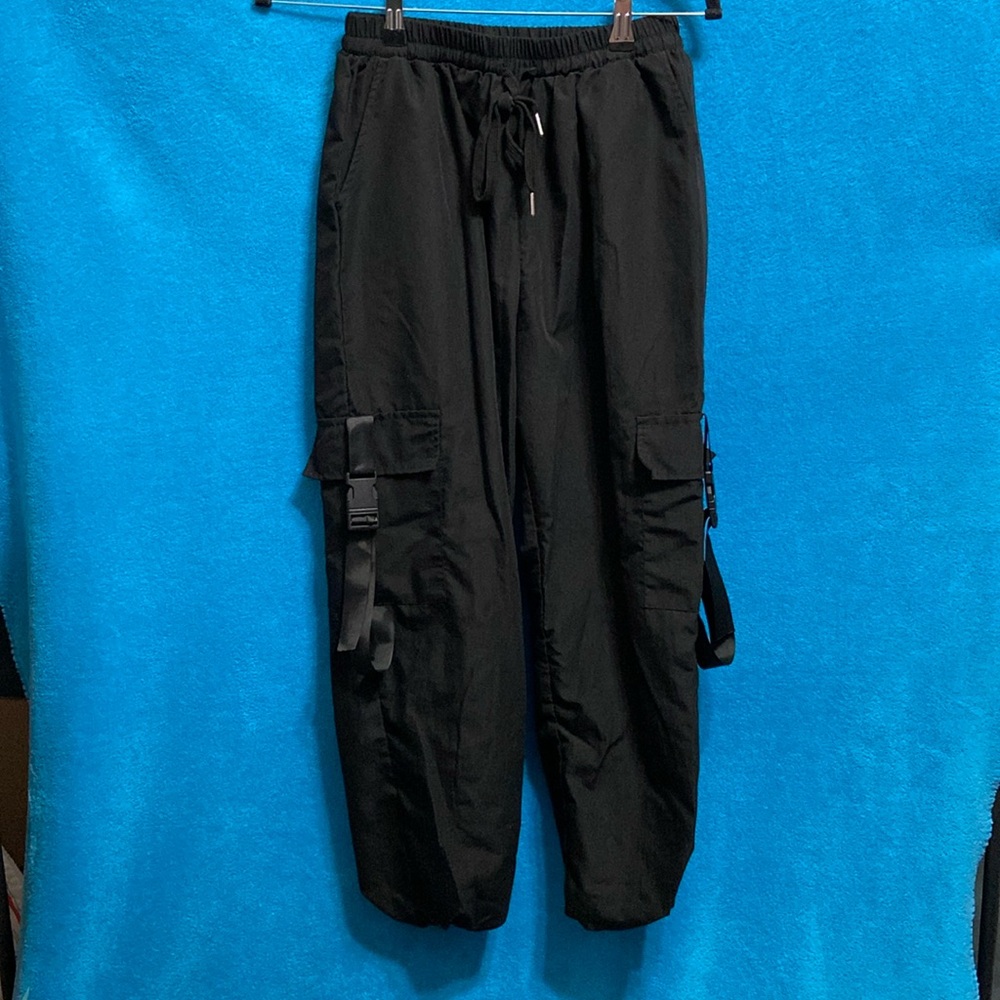 EUC Cargo pants